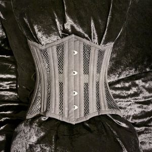 Oc mesh corset